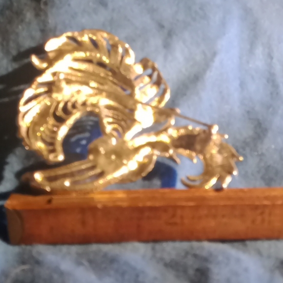 Oscar de la Renta 2 3/4" brooch - Picture 4 of 4